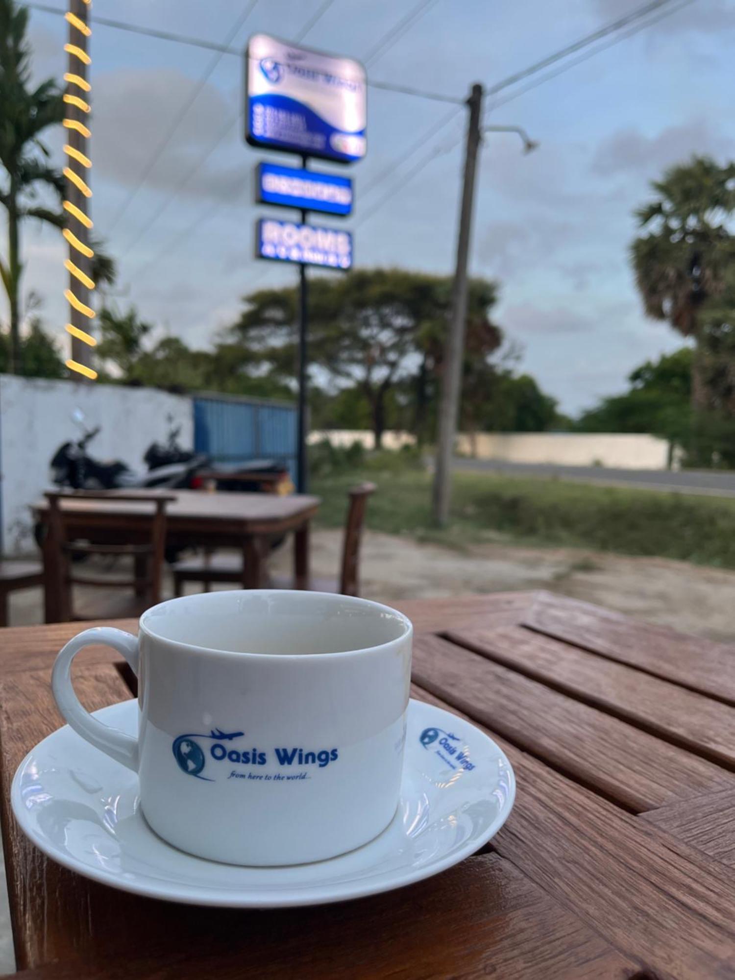 Oasis Wings Hotel Mannar Esterno foto
